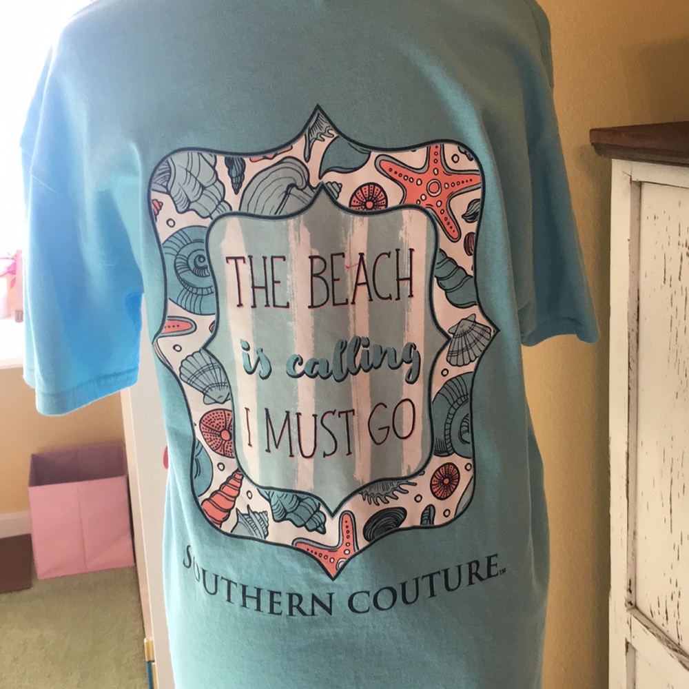 T- shirt